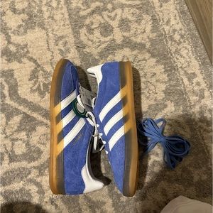 Blue Fusion Gum Women’s Adidas Gazelle shoes